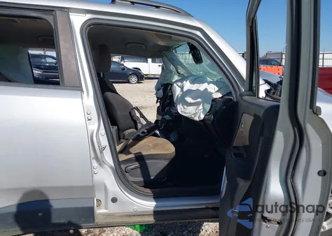 2020 Jeep Renegade Latitude Fwd z USA, uszkodzony, nr VIN ZACNJABB0LPL03329